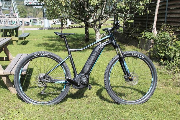 Giant Fathom E+2
